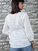 V NECK CHECK EMBRODIERY TOP