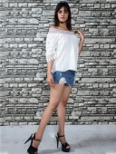 SCHIFFLY OFF SHOULDER SLEEVE TOP