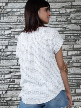 FRONT BUTTON KNIT TOP-back